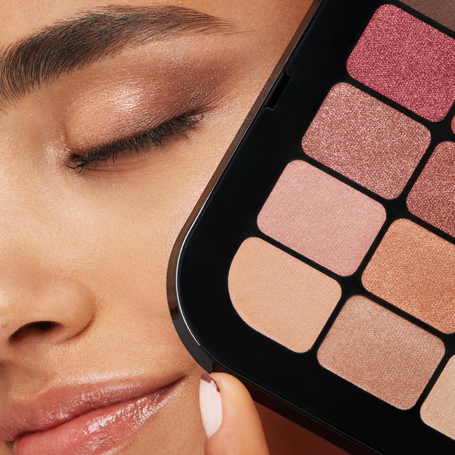 پالت سایه چشم KIKO Milano Master Eyeshadow Palette 02 | دارای ۱۵ رنگ مات و متالیک با پیگمنت بالا