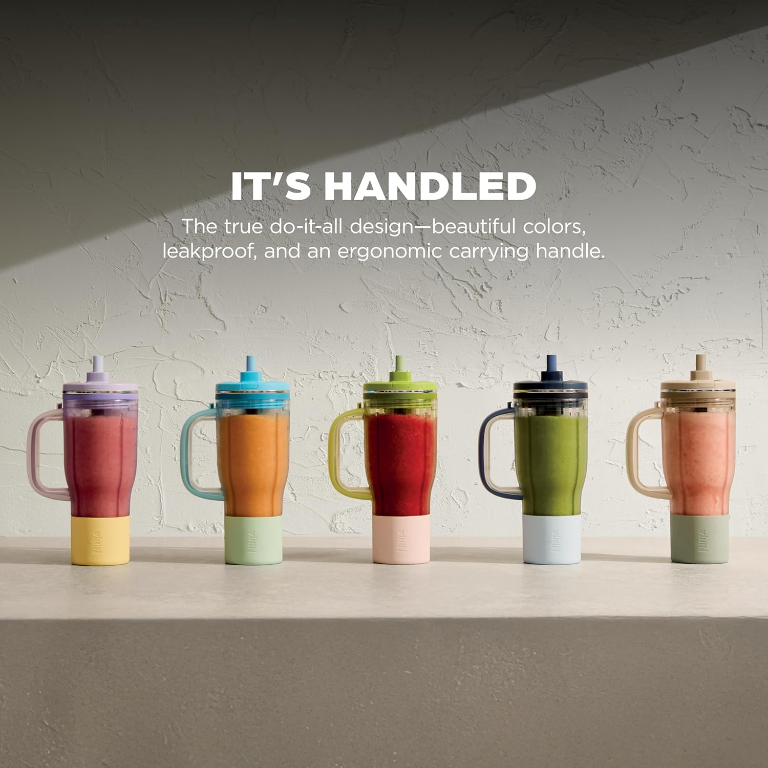 مخلوطکن شخصی Ninja Blendboss با تکنولوژی Auto-iQ | مخصوص اسموتی و نوشیدنیهای یخزده با درب ضدنشت و نی متحرک